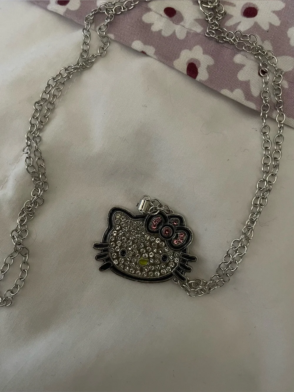 Hello Kitty Silver Tone Chain Cubic Zirconia Crystal Pendant Necklace with Box